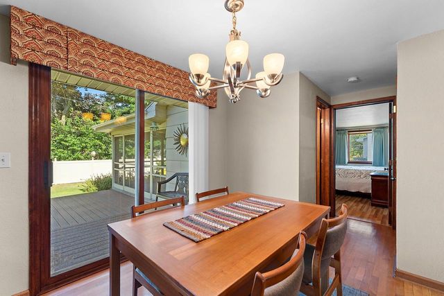 506 PINE TERRACE, Green Bay, WI 54303