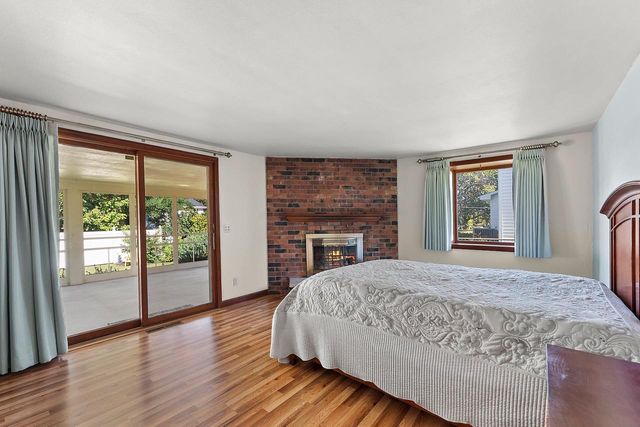 506 PINE TERRACE, Green Bay, WI 54303