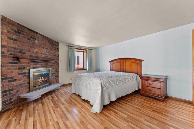 506 PINE TERRACE, Green Bay, WI 54303