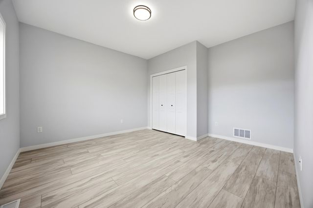 109 Annies Way, Mapleton, ND 58059