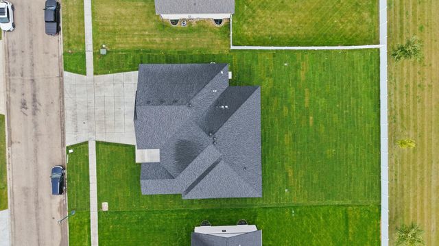 109 Annies Way, Mapleton, ND 58059