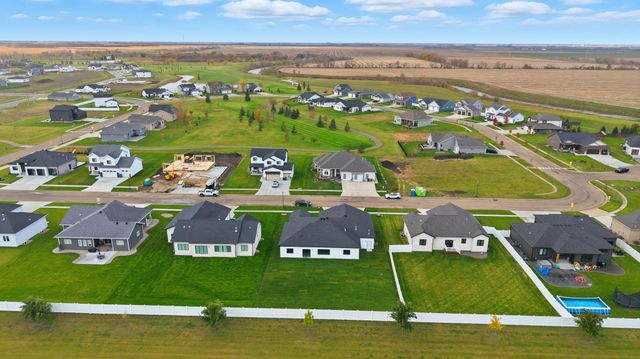 109 Annies Way, Mapleton, ND 58059