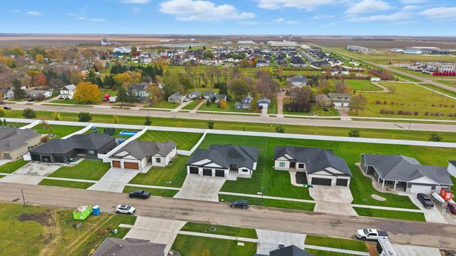 109 Annies Way, Mapleton, ND 58059