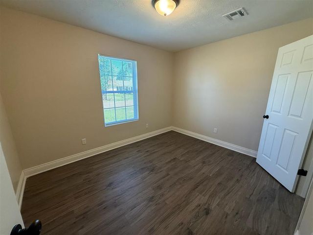 915 W 18th Street, Lake Charles, LA 70601