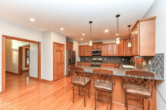 1111 Morningside Court, Greenfield, IN 46140