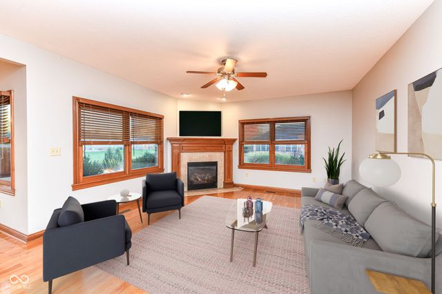 1111 Morningside Court, Greenfield, IN 46140