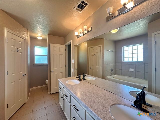 6302 Lolly Loop, Killeen, TX 76542