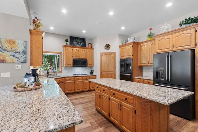 696 SPRING BROOK DRIVE, Hobart, WI 54155