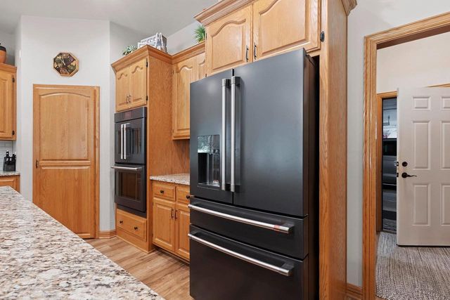 696 SPRING BROOK DRIVE, Hobart, WI 54155