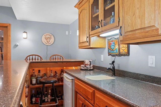 696 SPRING BROOK DRIVE, Hobart, WI 54155