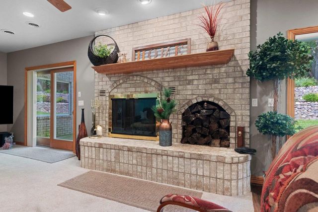696 SPRING BROOK DRIVE, Hobart, WI 54155