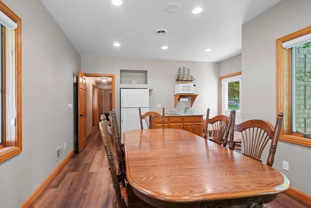 696 SPRING BROOK DRIVE, Hobart, WI 54155