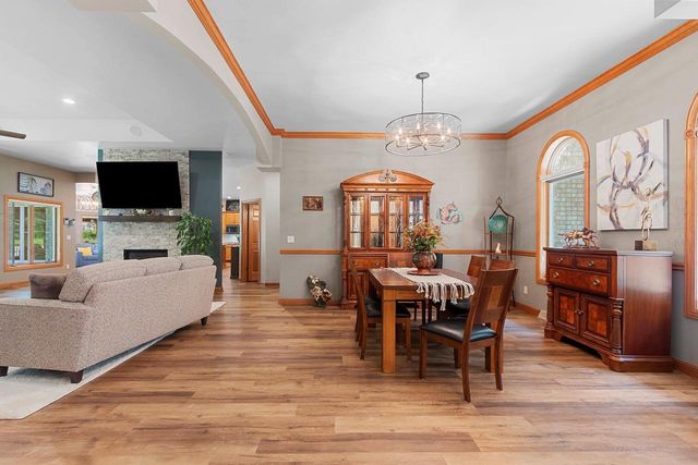 696 SPRING BROOK DRIVE, Hobart, WI 54155