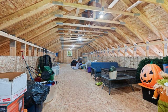 696 SPRING BROOK DRIVE, Hobart, WI 54155