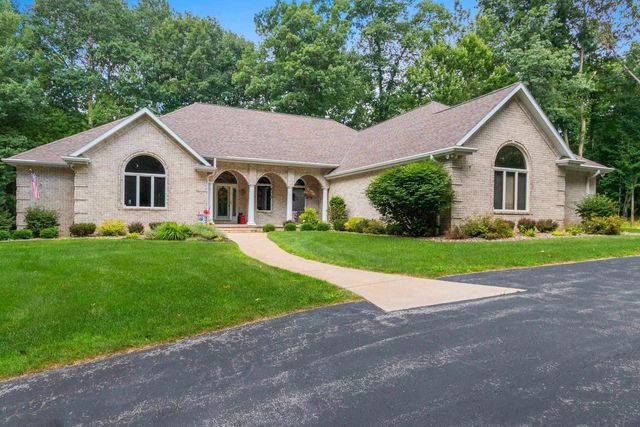 696 SPRING BROOK DRIVE, Hobart, WI 54155