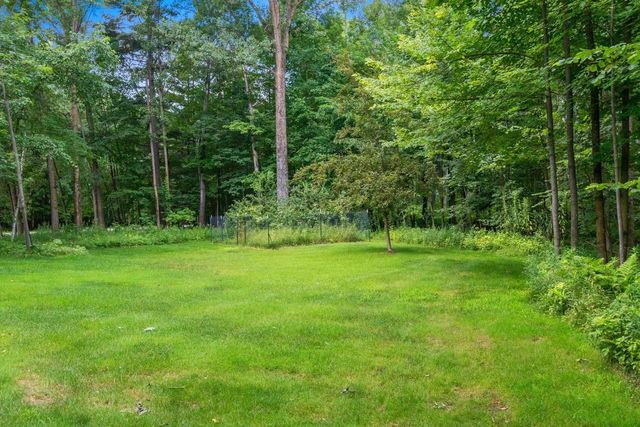696 SPRING BROOK DRIVE, Hobart, WI 54155