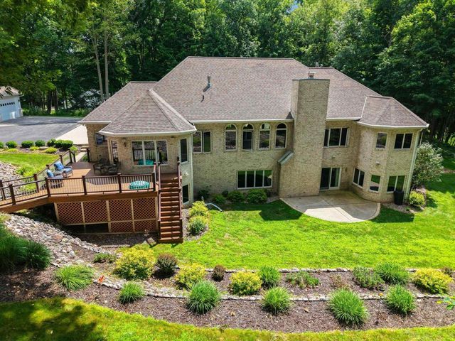 696 SPRING BROOK DRIVE, Hobart, WI 54155