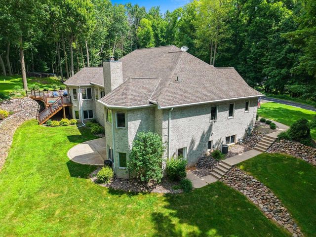 696 SPRING BROOK DRIVE, Hobart, WI 54155
