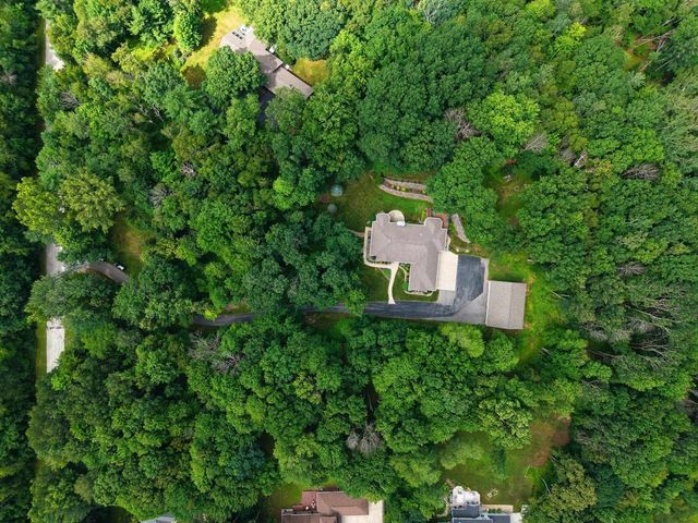 696 SPRING BROOK DRIVE, Hobart, WI 54155