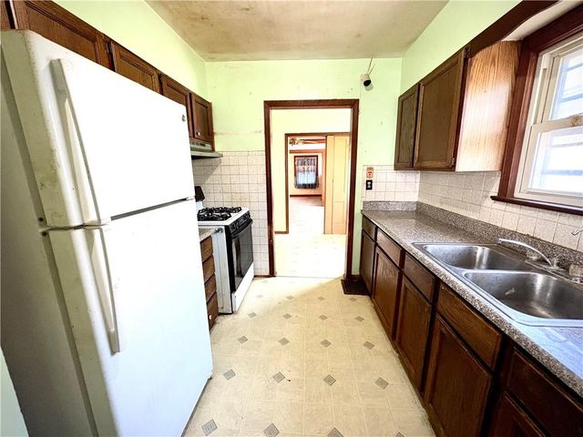 428 N 22nd Street, Kansas City, KS 66102