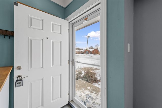 14284 Arcola Street, Livonia, MI 48154