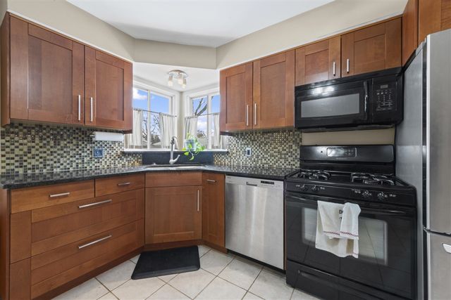 14284 Arcola Street, Livonia, MI 48154