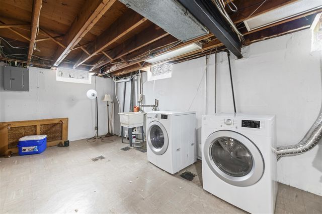 14284 Arcola Street, Livonia, MI 48154