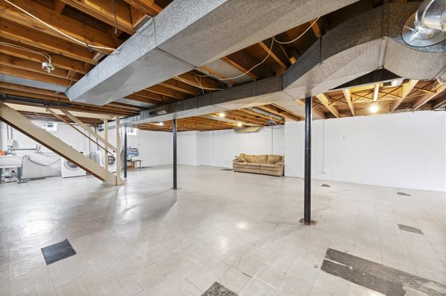 14284 Arcola Street, Livonia, MI 48154