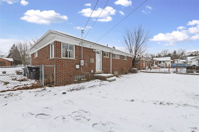 14284 Arcola Street, Livonia, MI 48154