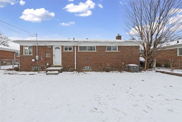 14284 Arcola Street, Livonia, MI 48154