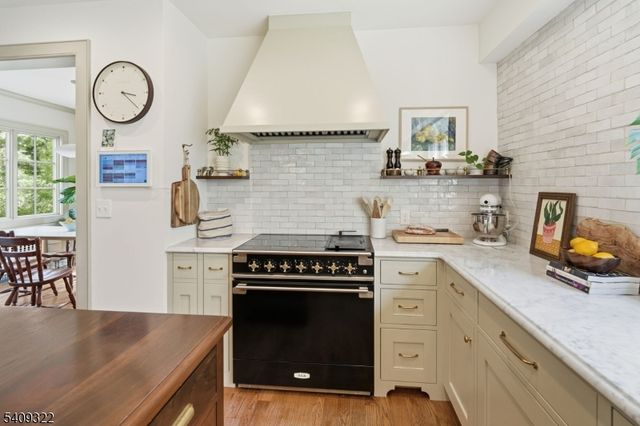 42 Euclid Ave, Maplewood Twp., NJ 07040