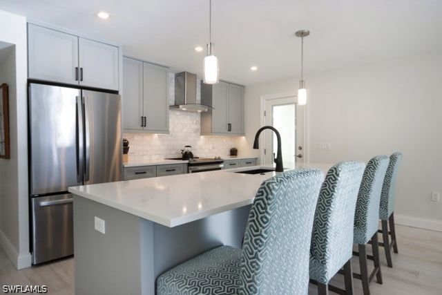 2850 Gulf Shore BLVD N 102, Naples, FL 34103