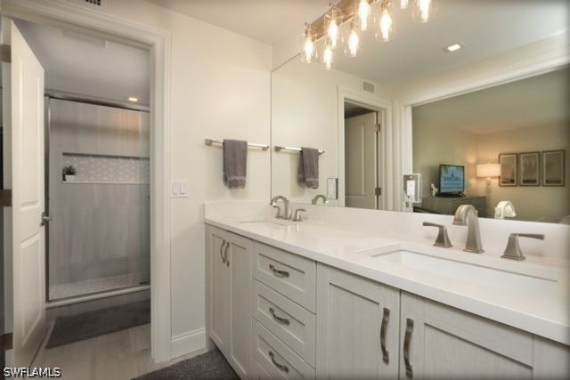 2850 Gulf Shore BLVD N 102, Naples, FL 34103