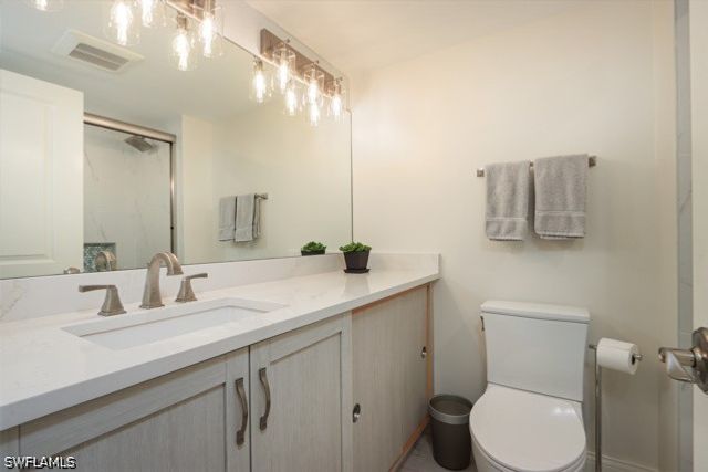2850 Gulf Shore BLVD N 102, Naples, FL 34103