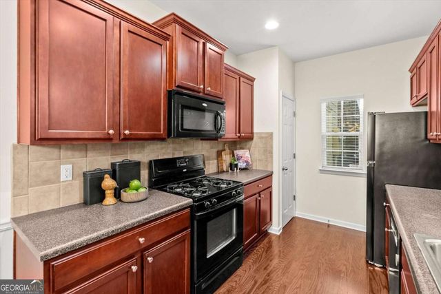 3385 Thornbridge Drive, Powder Springs, GA 30127