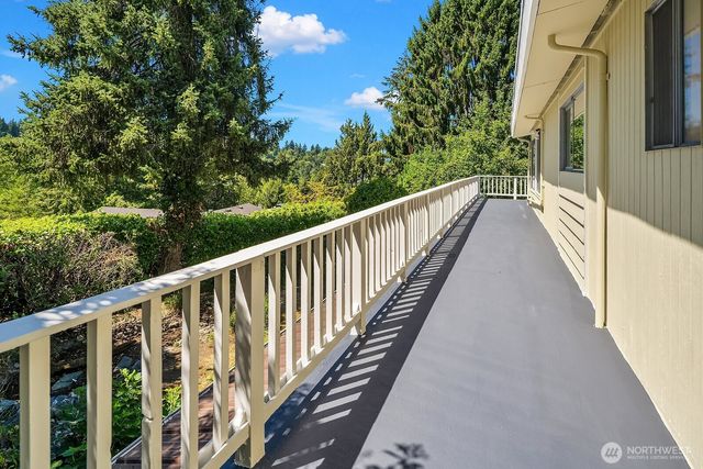 3621 81st Avenue SE, Mercer Island, WA 98040