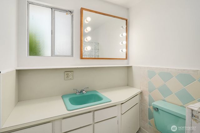 3621 81st Avenue SE, Mercer Island, WA 98040