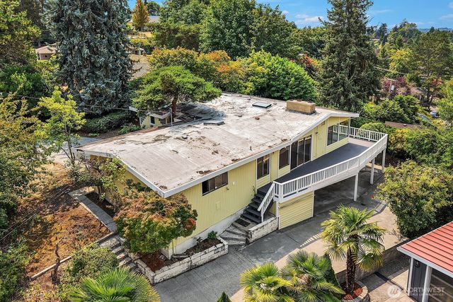 3621 81st Avenue SE, Mercer Island, WA 98040