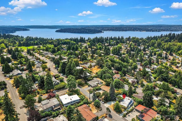 3621 81st Avenue SE, Mercer Island, WA 98040