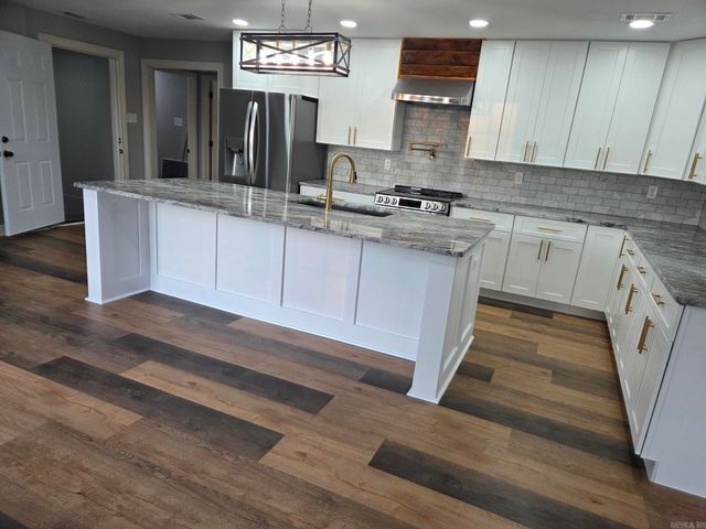 149 Meadowbrook, Searcy, AR 72143