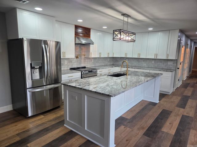 149 Meadowbrook, Searcy, AR 72143