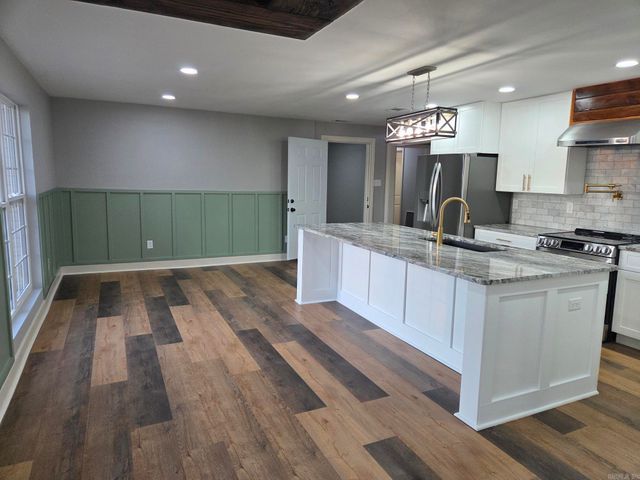 149 Meadowbrook, Searcy, AR 72143