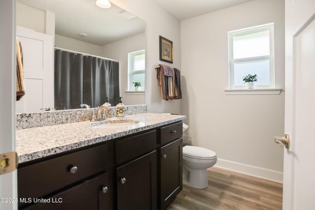 6285 Emerald Lk Drive, Biloxi, MS 39532