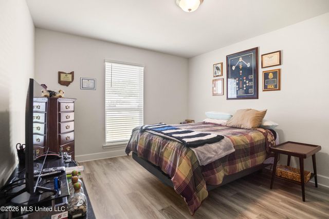 6285 Emerald Lk Drive, Biloxi, MS 39532