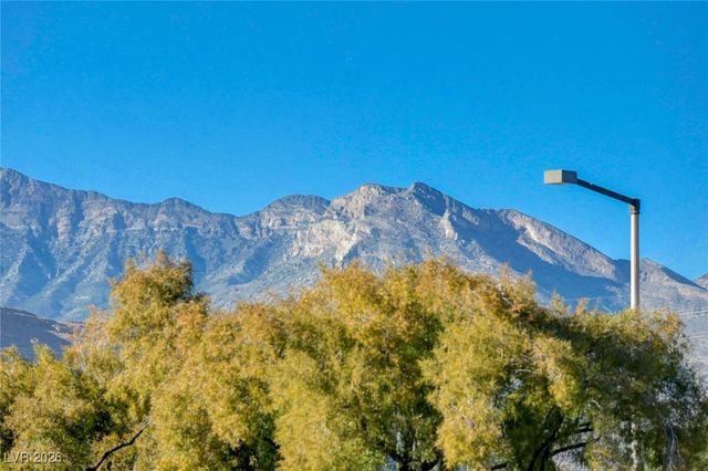 10326 Profeta Court, Las Vegas, NV 89135