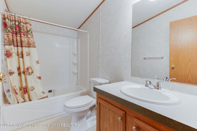 841 Ottawa Court, Charlotte, MI 48813