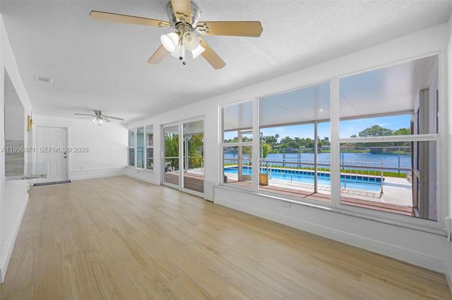 2320 NW 73rd Avenue, Sunrise, FL 33313