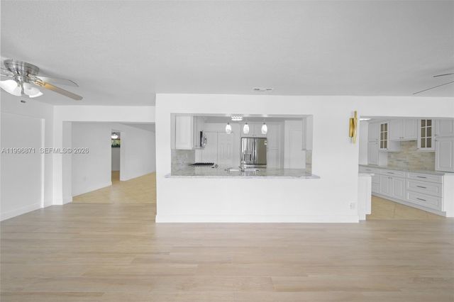 2320 NW 73rd Avenue, Sunrise, FL 33313
