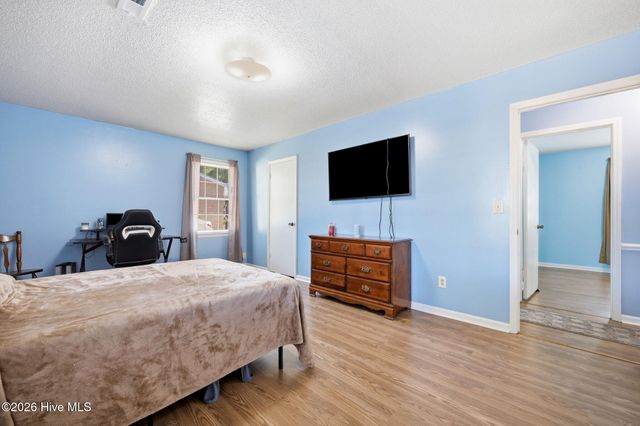 1704 Farmgate Road, Kinston, NC 28504