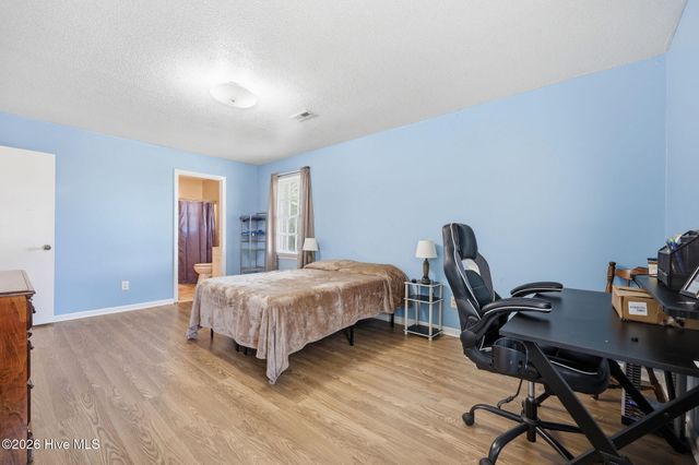 1704 Farmgate Road, Kinston, NC 28504